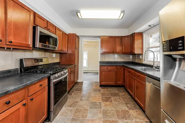 215 S Prairie RD SE, New Lenox, IL 60451