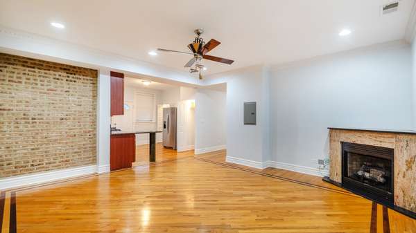 4847 S Vincennes AVE #203, Chicago, IL 60615
