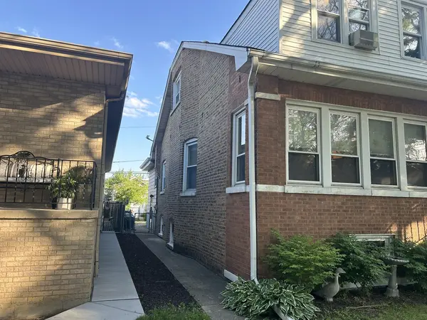 5346 N Ludlam AVE, Chicago, IL 60630