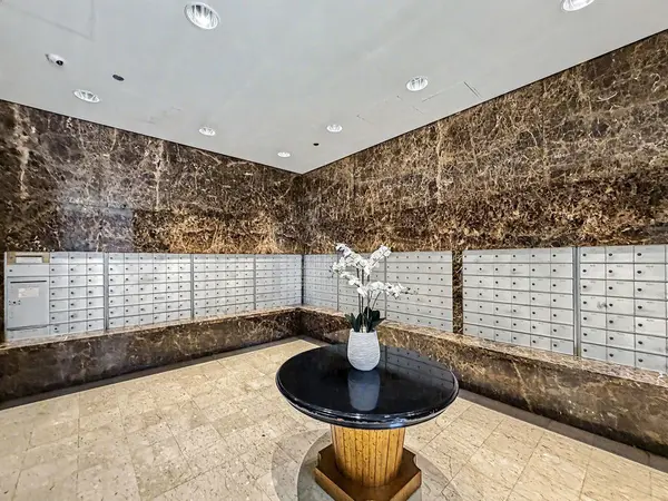 10 E Ontario ST #4903, Chicago, IL 60611