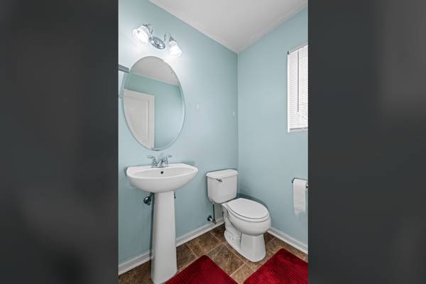 941 Brahms RD, Volo, IL 60073