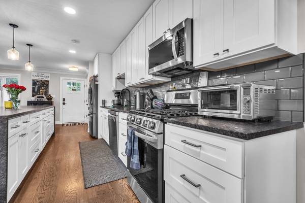 1806 N Park DR, Mount Prospect, IL 60056