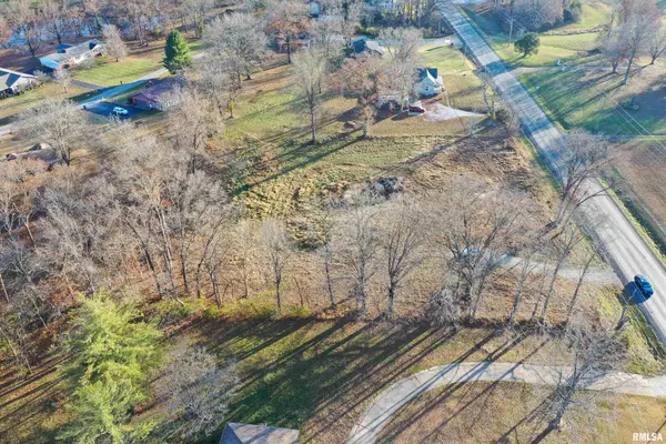 15752 N IL Hwy 37, Mt Vernon, IL 62864