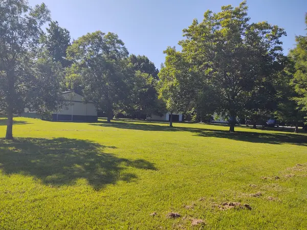 3567 Cohoon LN, Metropolis, IL 62960