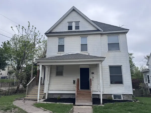 618 Douglas CT, Davenport, IA 52803