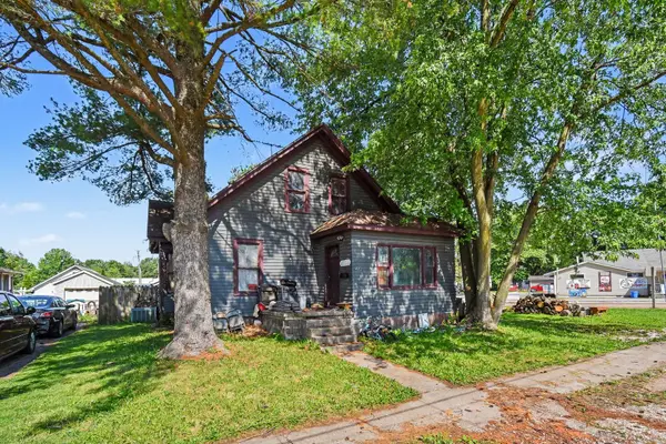 402 S Lafayette ST, Jerseyville, IL 62052