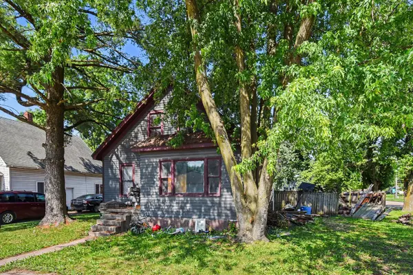 402 S Lafayette ST, Jerseyville, IL 62052