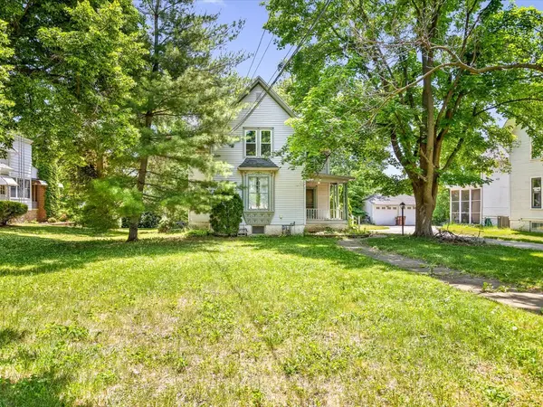 927 E Lincoln AVE, Belvidere, IL 61008