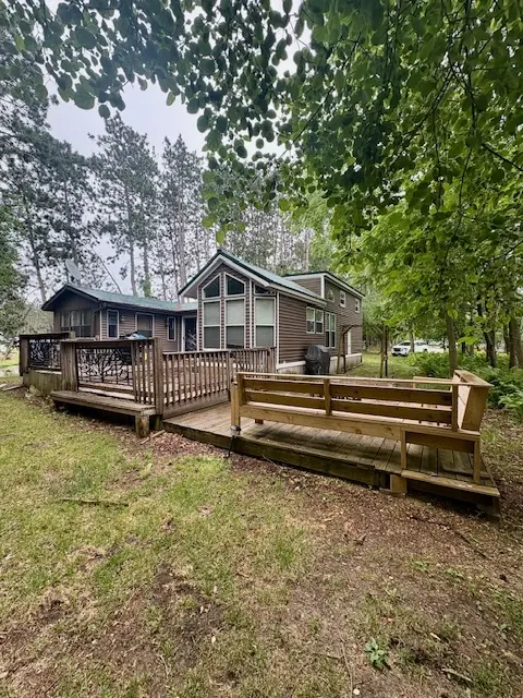 10/162 Woodhaven, Sublette, IL 61367