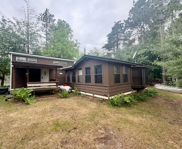 10/162 Woodhaven, Sublette, IL 61367