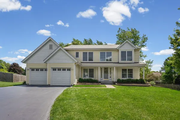 129 Knobb Hill LN, Gurnee, IL 60031