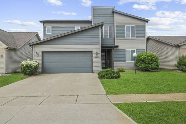 3209 Stanley LN, Champaign, IL 61822