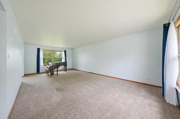 2919 Embassy Row, Flossmoor, IL 60422