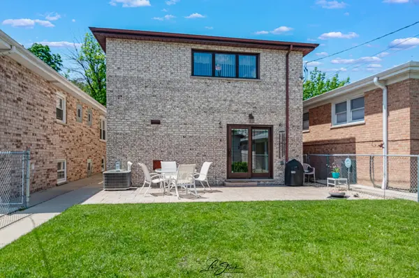 4563 N Merrimac AVE, Chicago, IL 60630