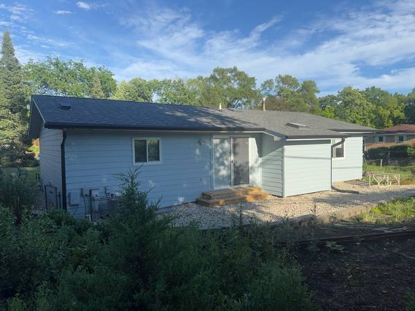 3829 EASTWAY DR, Island Lake, IL 60042