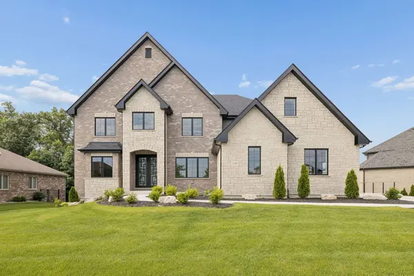 12707 Berkshire DR, Mokena, IL 60448