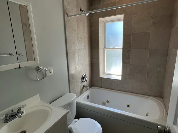 6507 N HAMILTON AVE #4S, Chicago, IL 60645