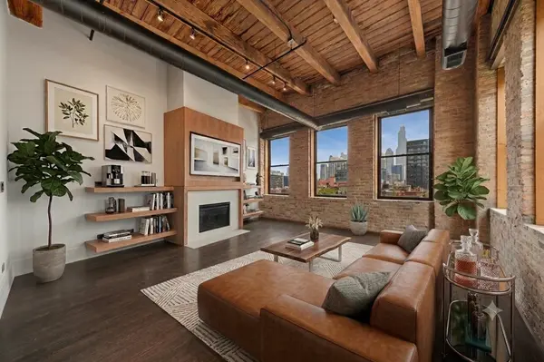 520 W Huron ST #612, Chicago, IL 60654