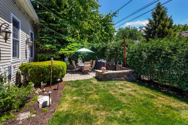 516 W Franklin AVE, Naperville, IL 60540