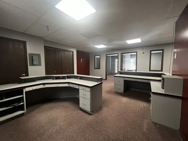 9944 S ROBERTS RD #208, Palos Hills, IL 60465