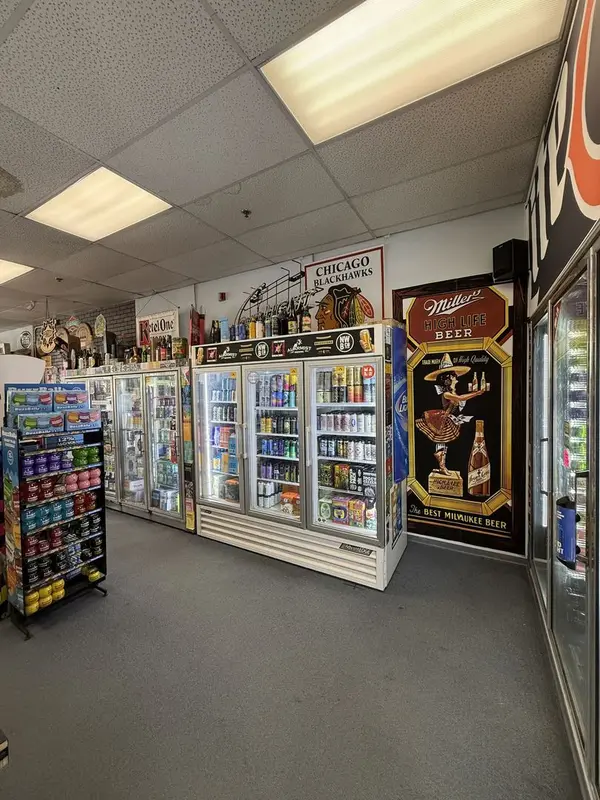 1439 E State ST, Geneva, IL 60134