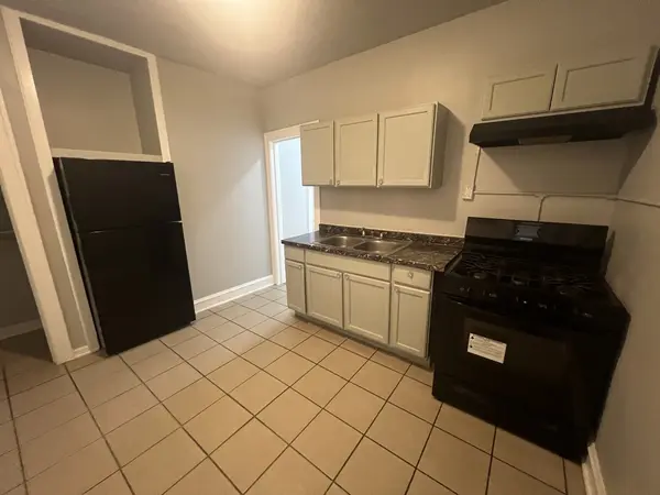 9300 S Bishop ST #3, Chicago, IL 60620