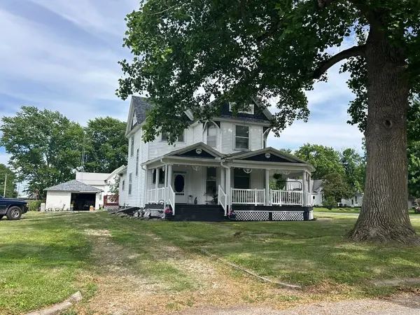 108 S Gray ST, Sidell, IL 61876