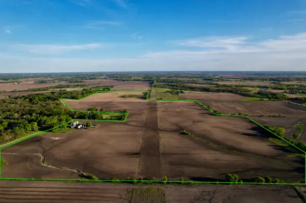 0000 West RD, Woodstock, IL 60098