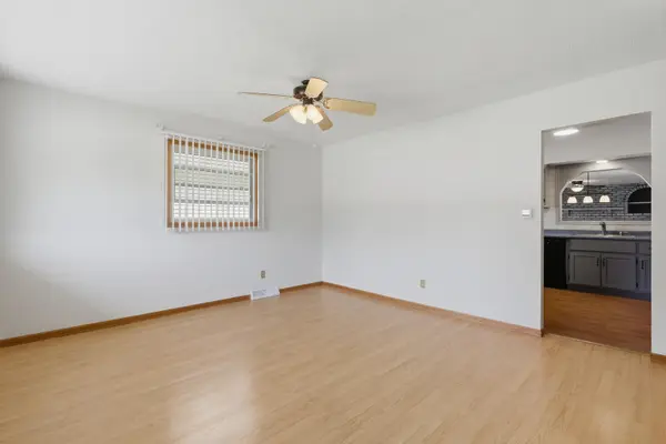 3224 W Locust ST, Davenport, IA 52804