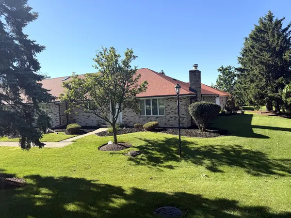 7554 W Willowood CT, Orland Park, IL 60462