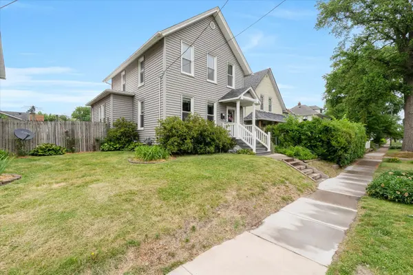 1531 15th AVE, Moline, IL 61265