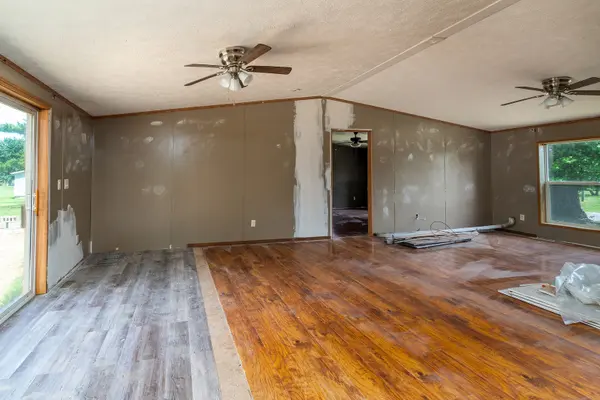 17203 #9 Blacktop, West Frankfort, IL 62896