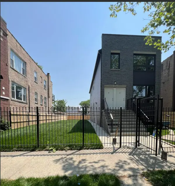 1051 N Springfield AVE, Chicago, IL 60651