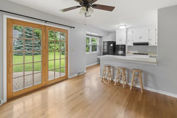417 S Plum Grove RD, Palatine, IL 60067