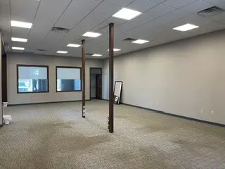 2128 Midlands CT #103, Sycamore, IL 60178