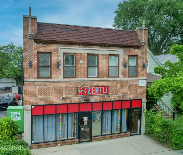 1813 Dempster ST, Evanston, IL 60201