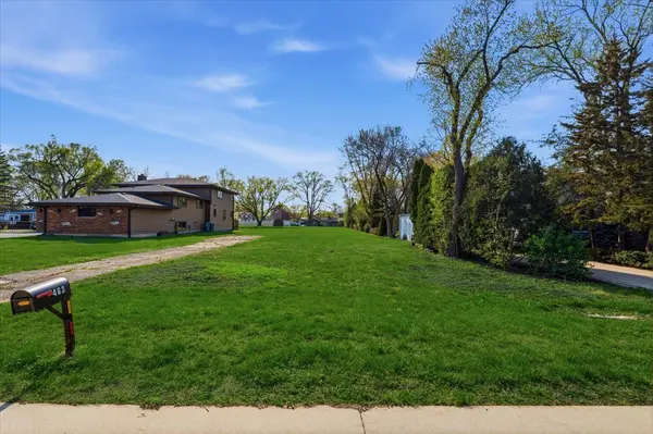 462 S WARREN AVE, Palatine, IL 60074
