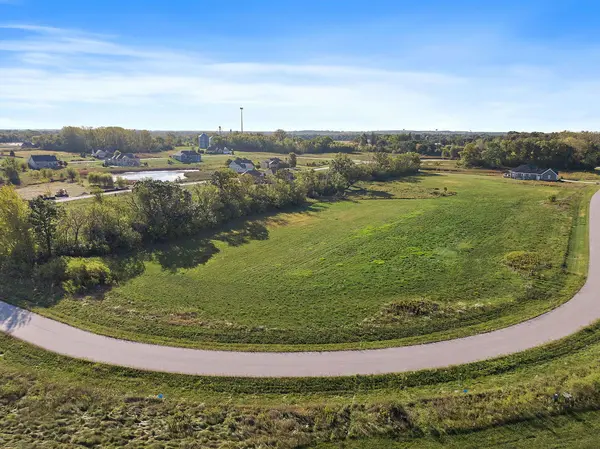 10216 Ellery LN, Huntley, IL 60142