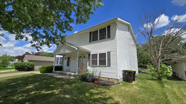 6104 N Frostwood Pkwy, Peoria, IL 61615