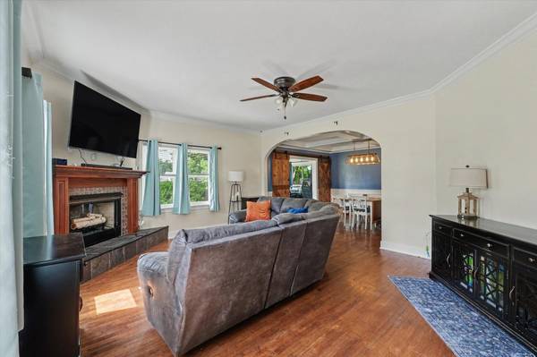 503 S Third ST, Fisher, IL 61843