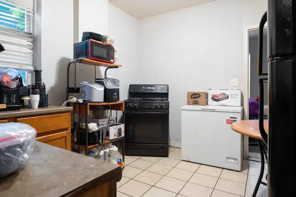7123 S Green ST, Chicago, IL 60621