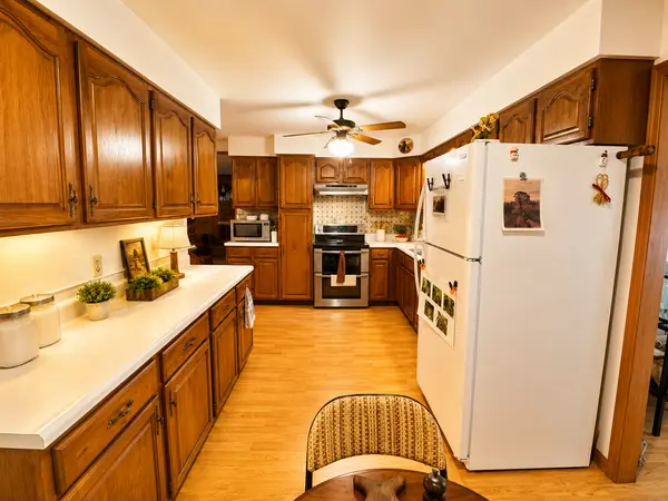 27712 W 17th Street RD, Centralia, IL 62801