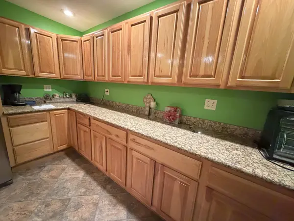 501 N Marion AVE, Salem, IL 62881