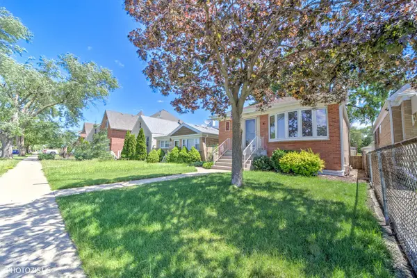 7847 Mason AVE, Burbank, IL 60459