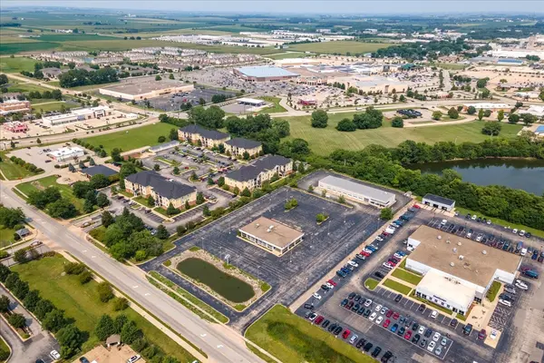 1910 Moreland BLVD, Champaign, IL 61822