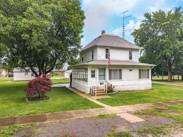 614 E Ash ST, Chatsworth, IL 60921