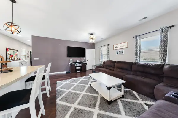 545 E 2nd ST, Coal City, IL 60416