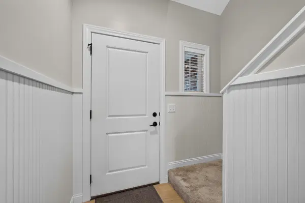 4069 Orchard DR, Bettendorf, IA 52722