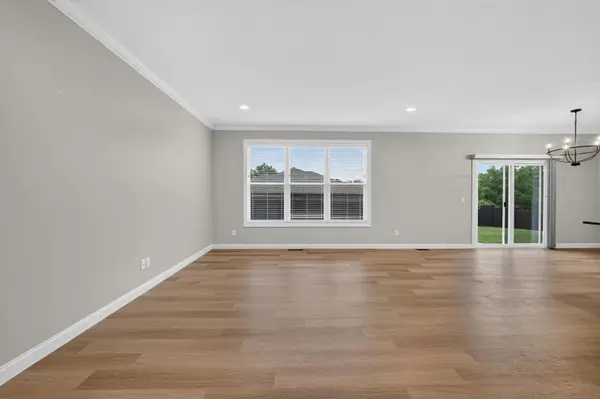 4069 Orchard DR, Bettendorf, IA 52722