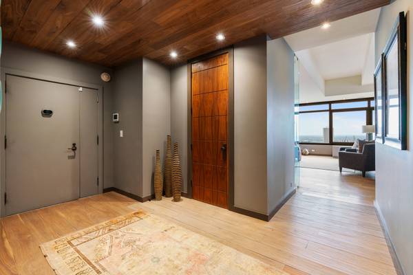 175 E Delaware PL #9210, Chicago, IL 60611